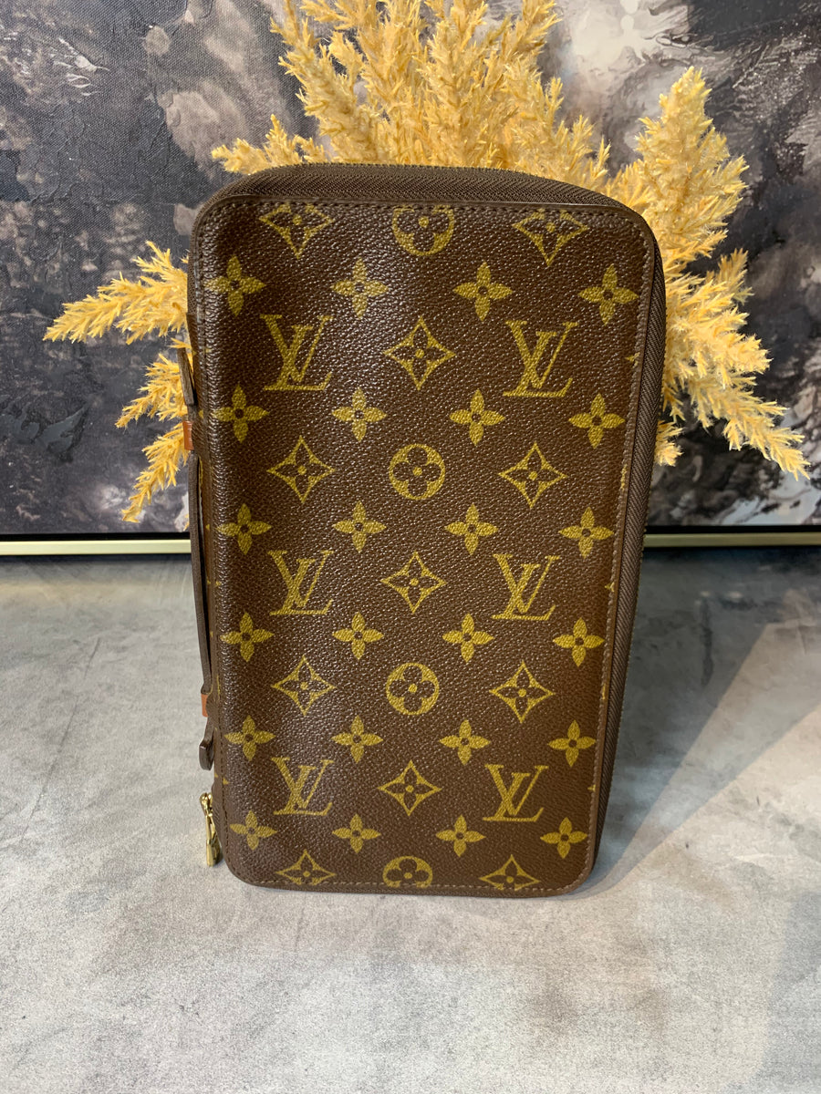 Louis Vuitton Escapade Travel Organizer yourvintagelvoe