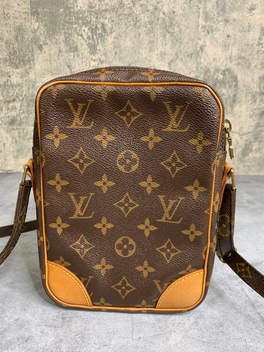 Louis vuitton danube store pm monogram