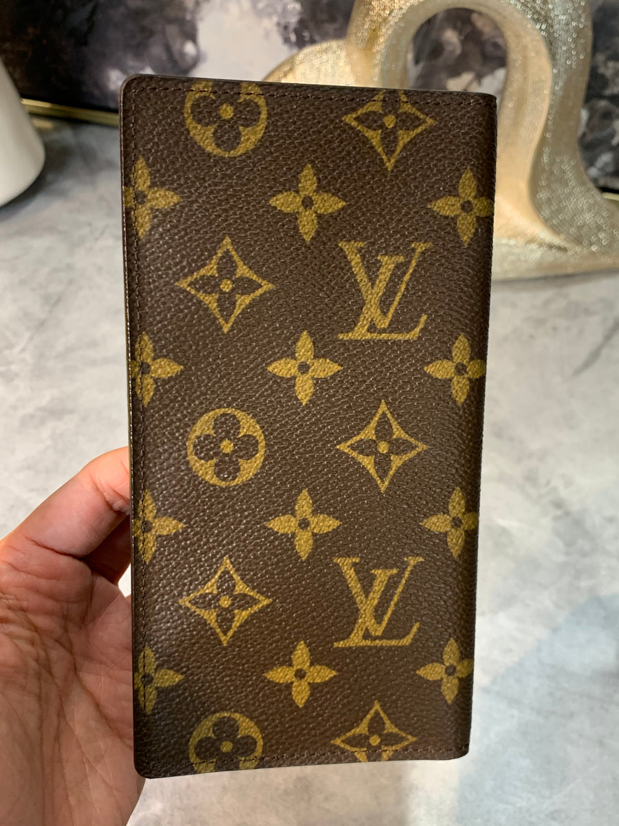 Louis Vuitton Round Coin Purse – yourvintagelvoe