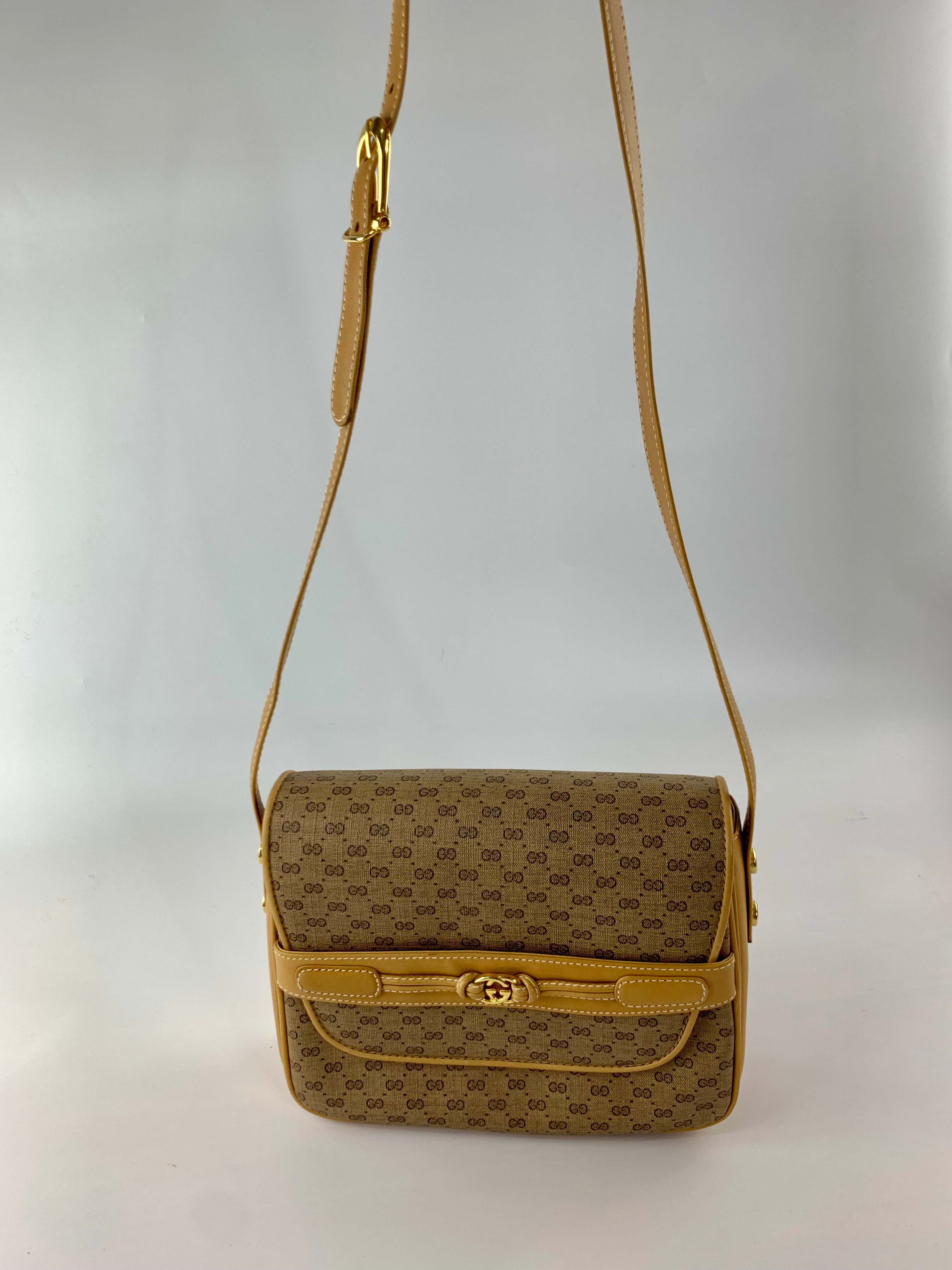 Gucci Shoulder Bag