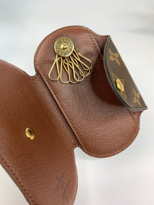 Louis Vuitton Round Key Holder