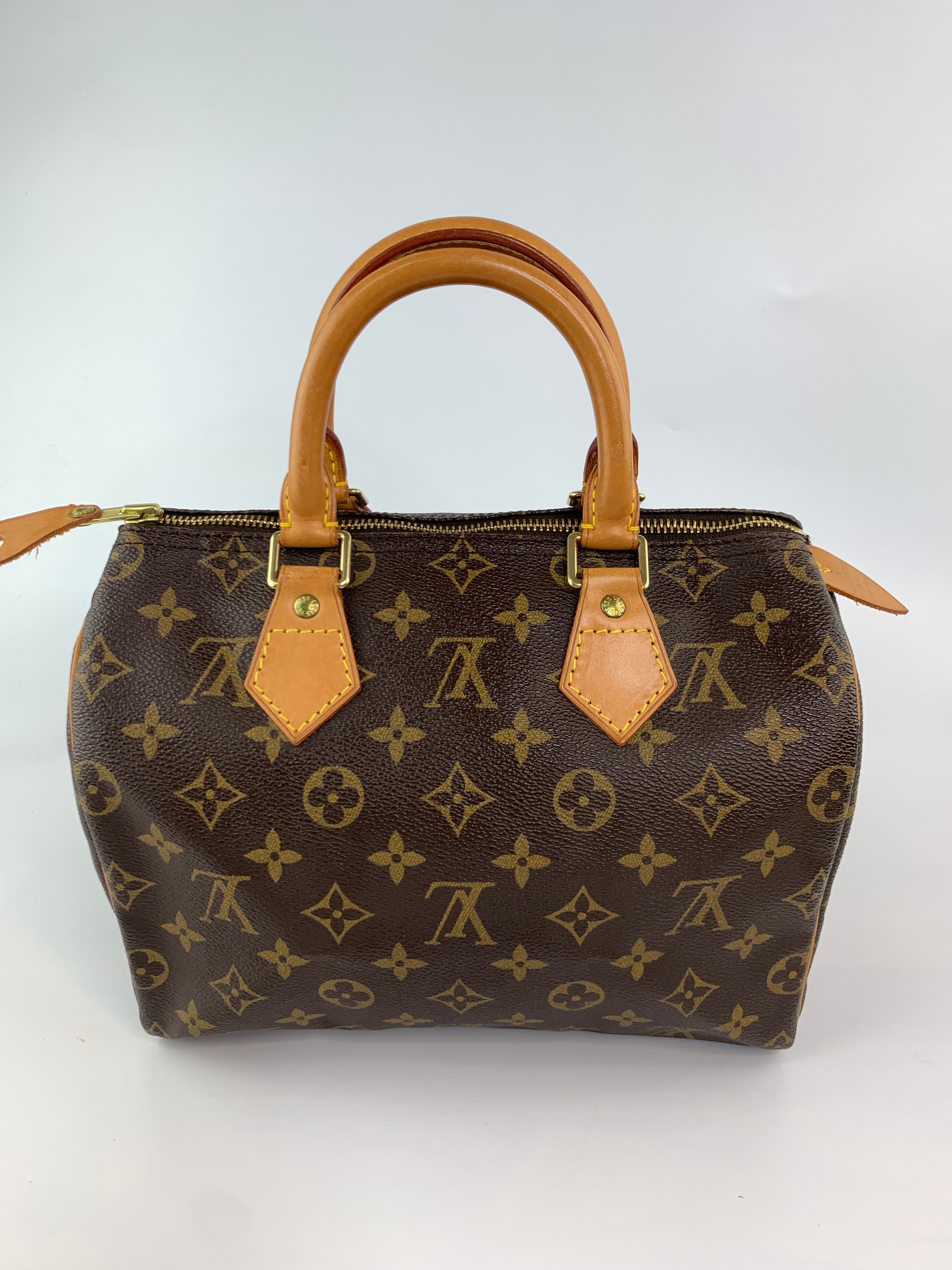 Louis Vuitton Speedy 25