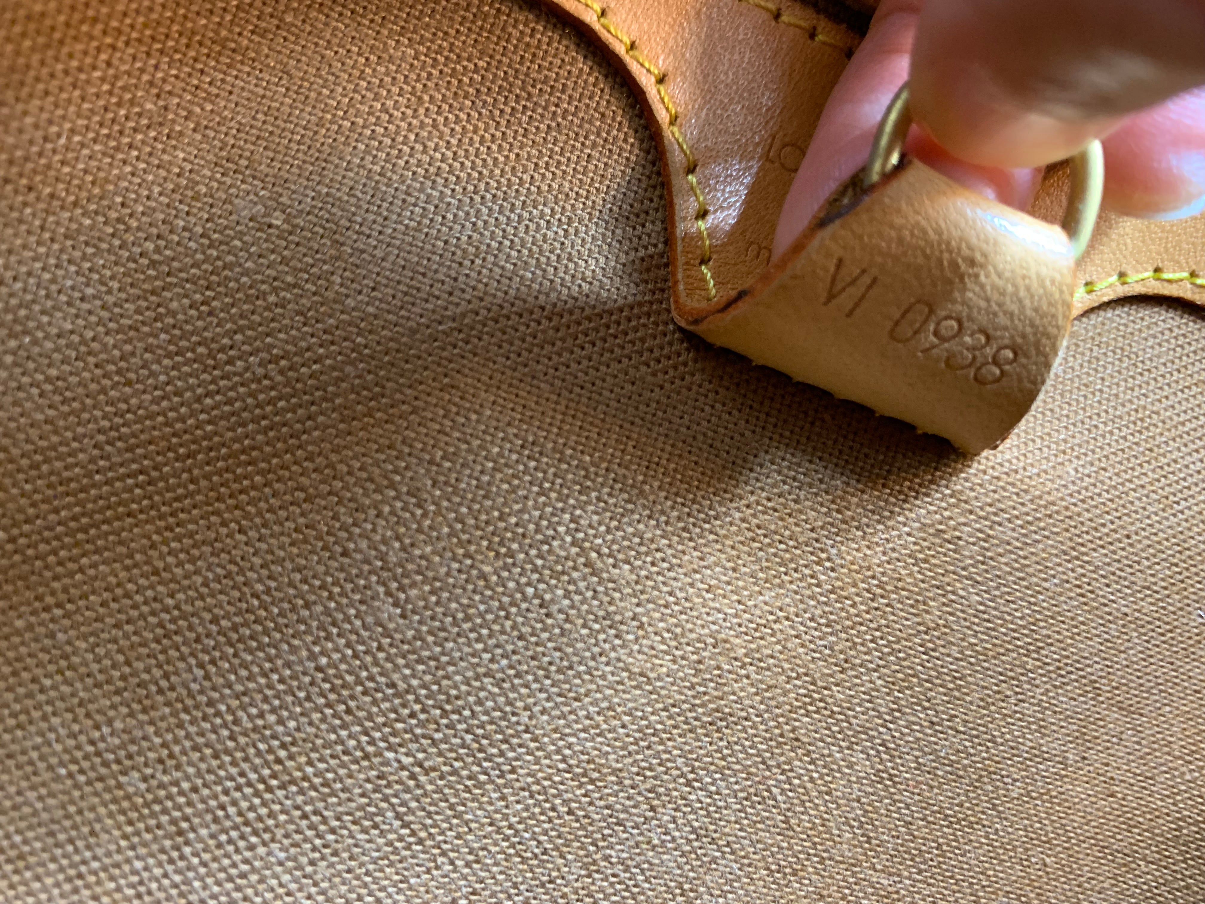Louis Vuitton Ellipse PM