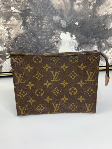 Louis Vuitton Short Compact Wallet – yourvintagelvoe