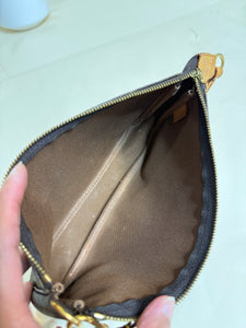 Louis Vuitton Pochette Accessories