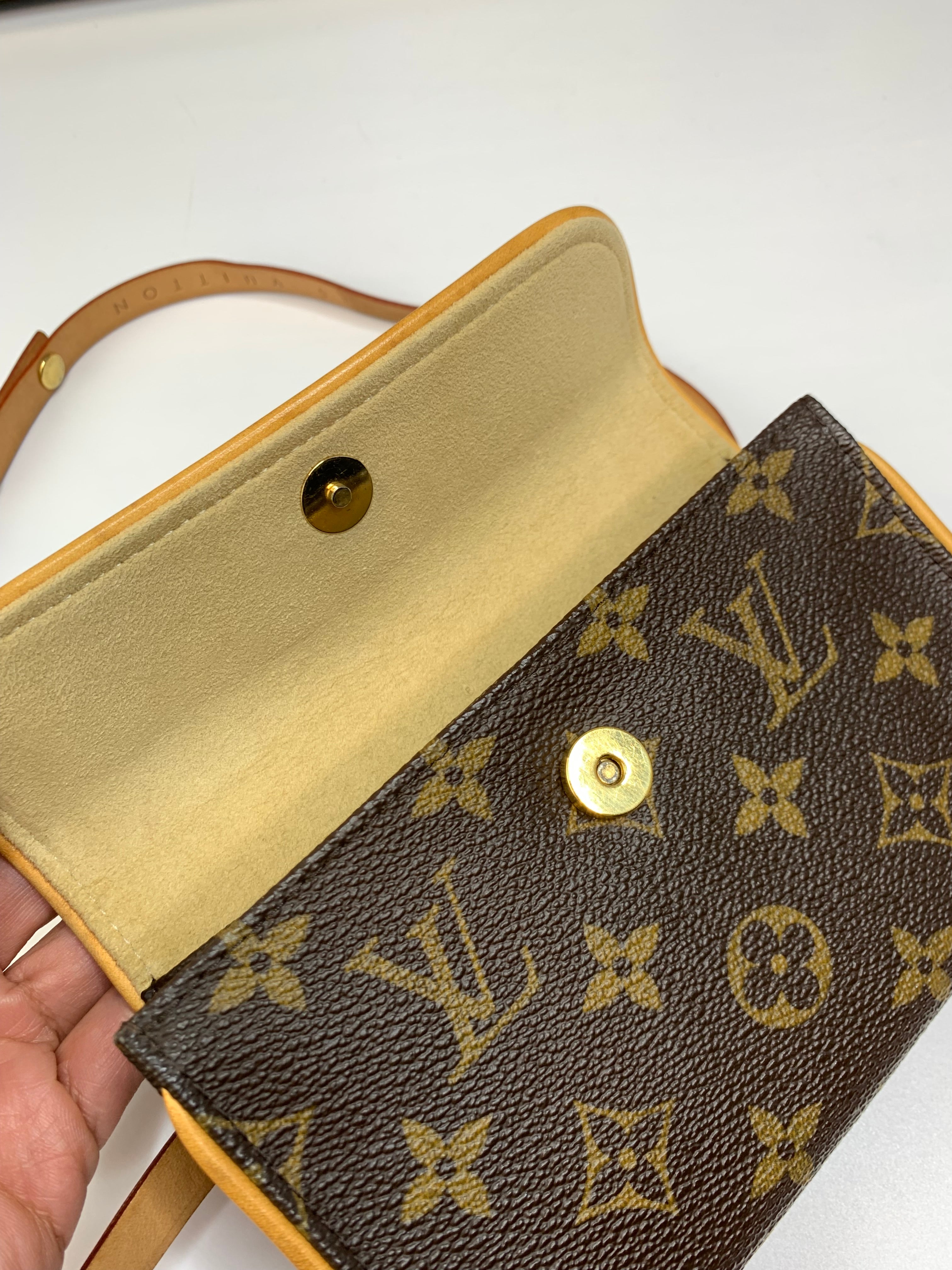 Louis Vuitton Pochette Florentine