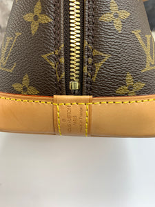 Louis Vuitton Alma PM