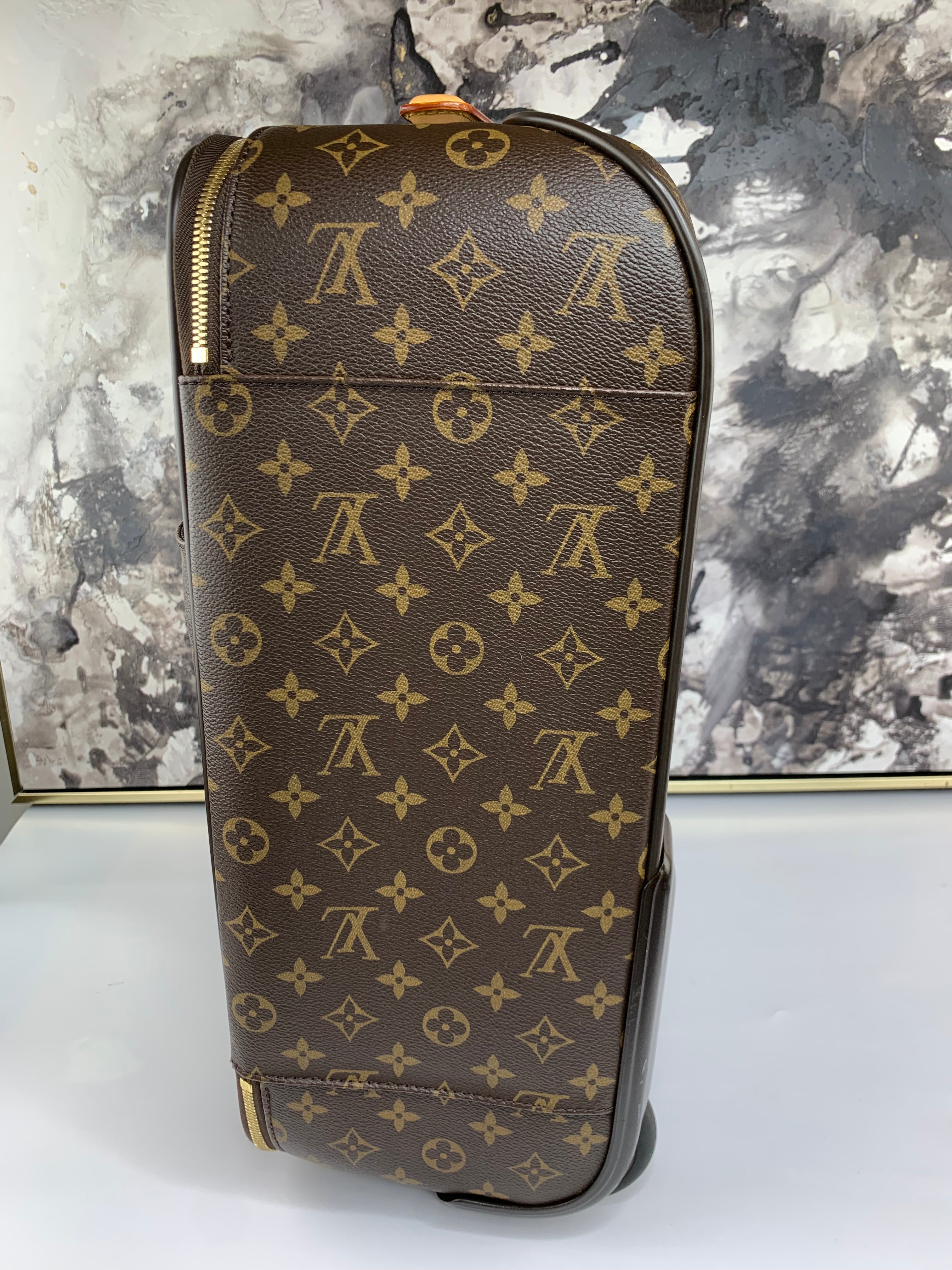 Louis Vuitton Pegase 45