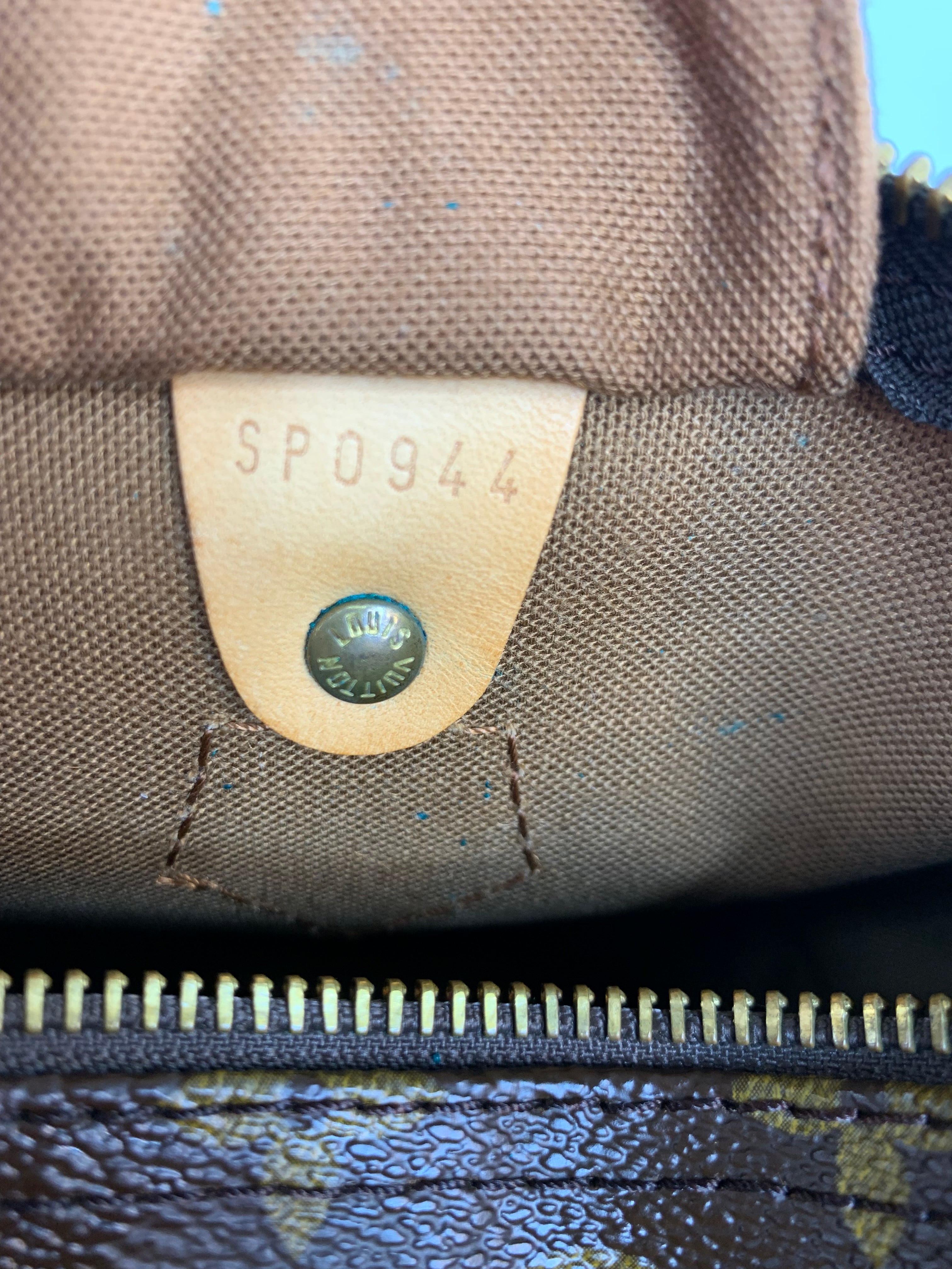 Louis Vuitton Speedy 30