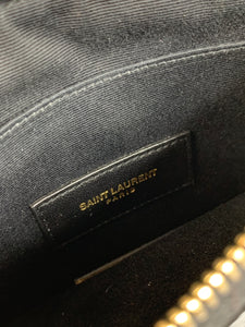 Yves Saint Laurent Pouch