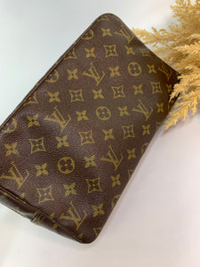 Louis Vuitton Trousse 28