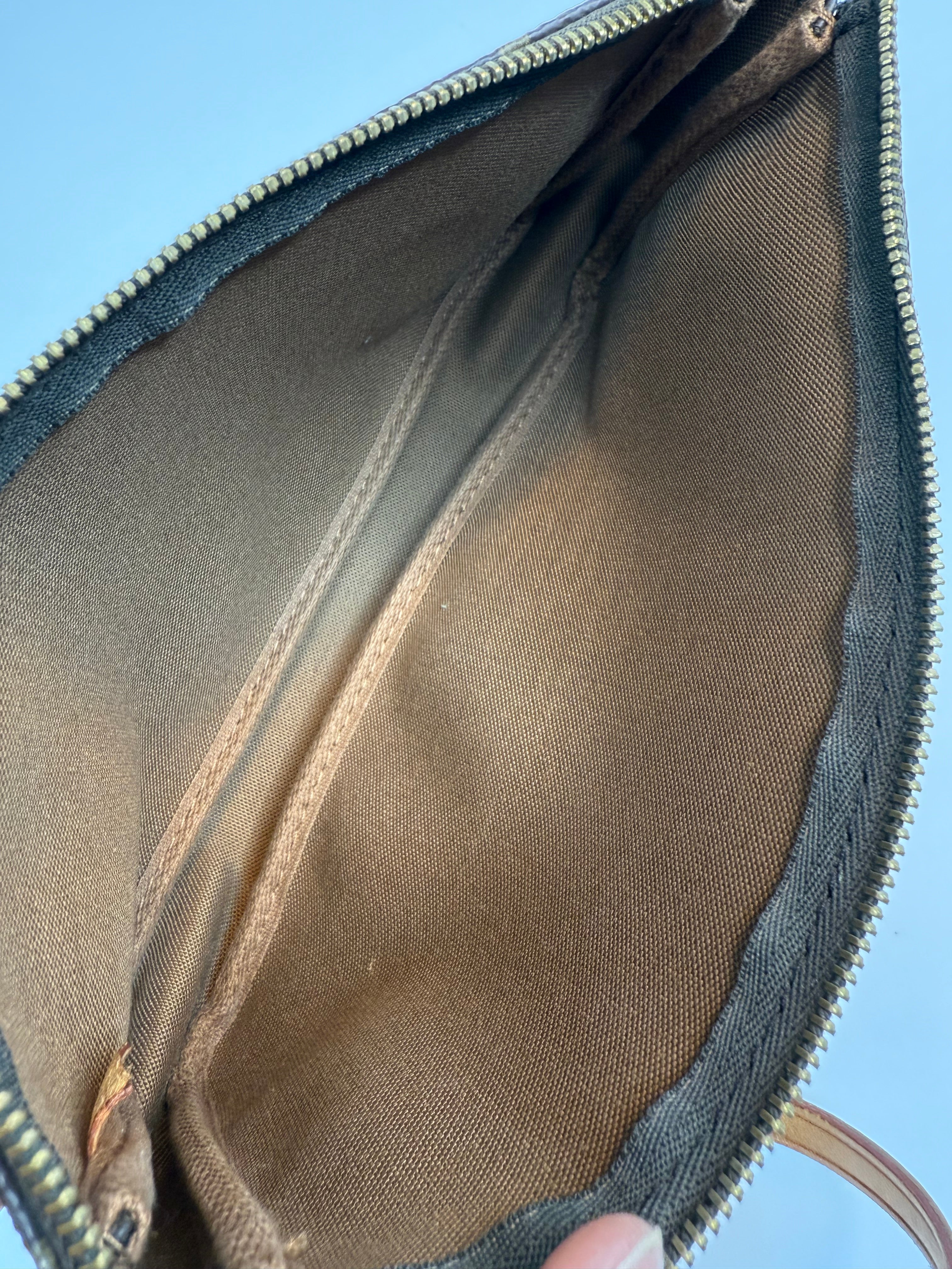 Louis Vuitton Pochette Accessories