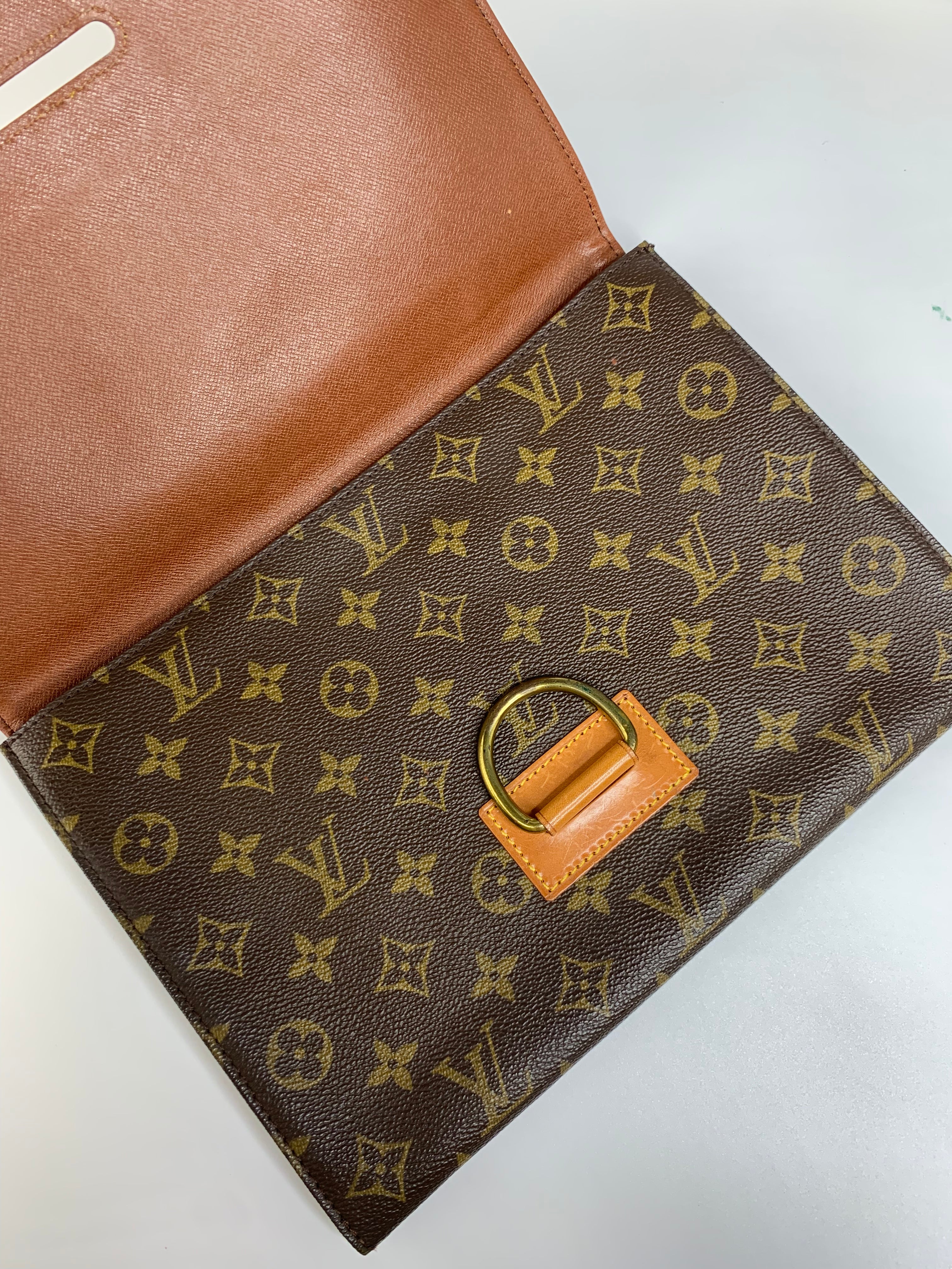 Louis Vuitton Lena Clutch