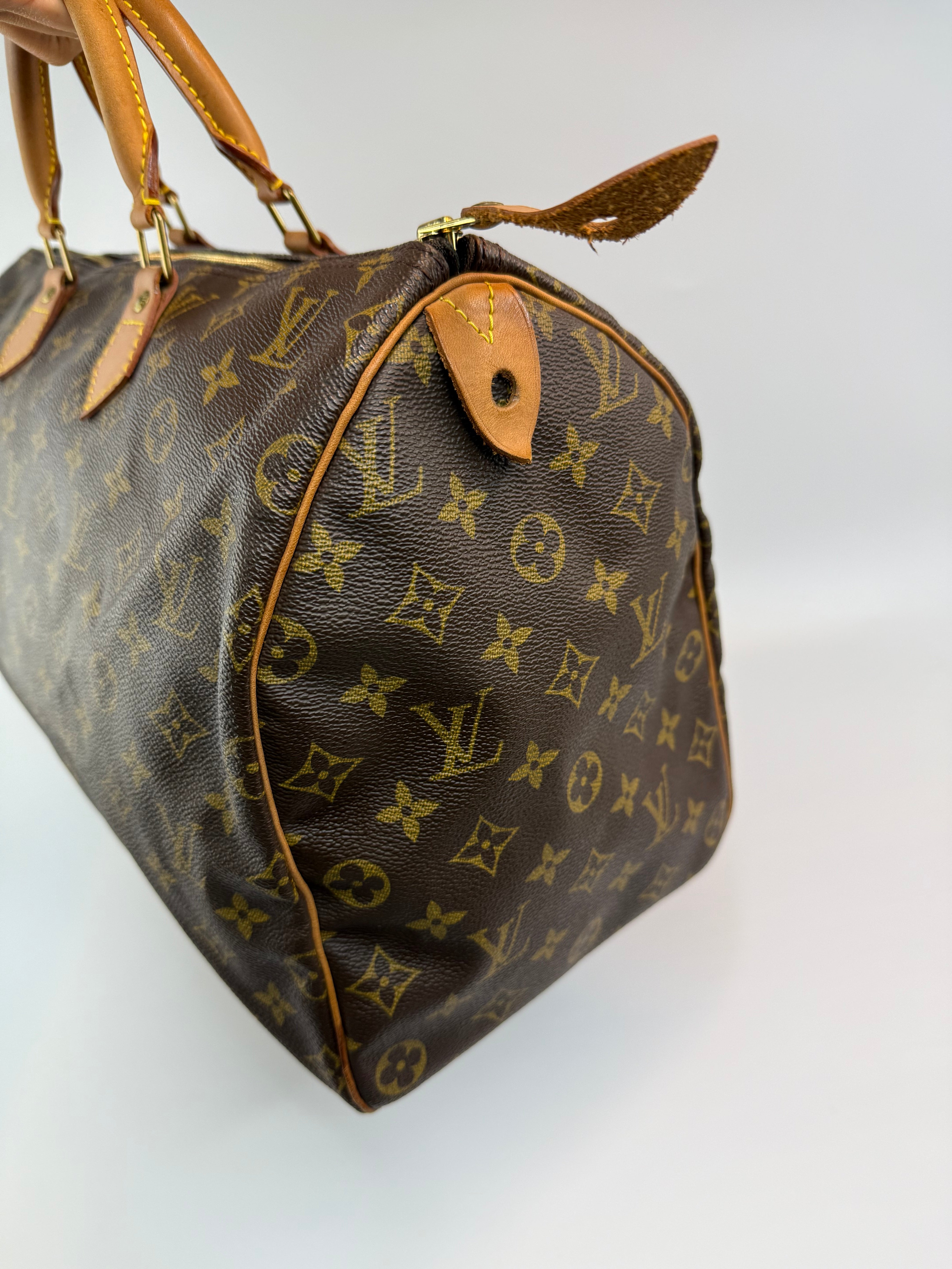Louis Vuitton Speedy 40