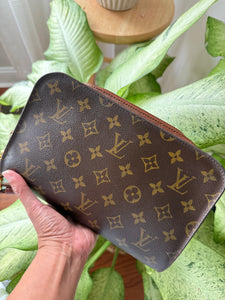 Louis Vuitton Orsay Clutch