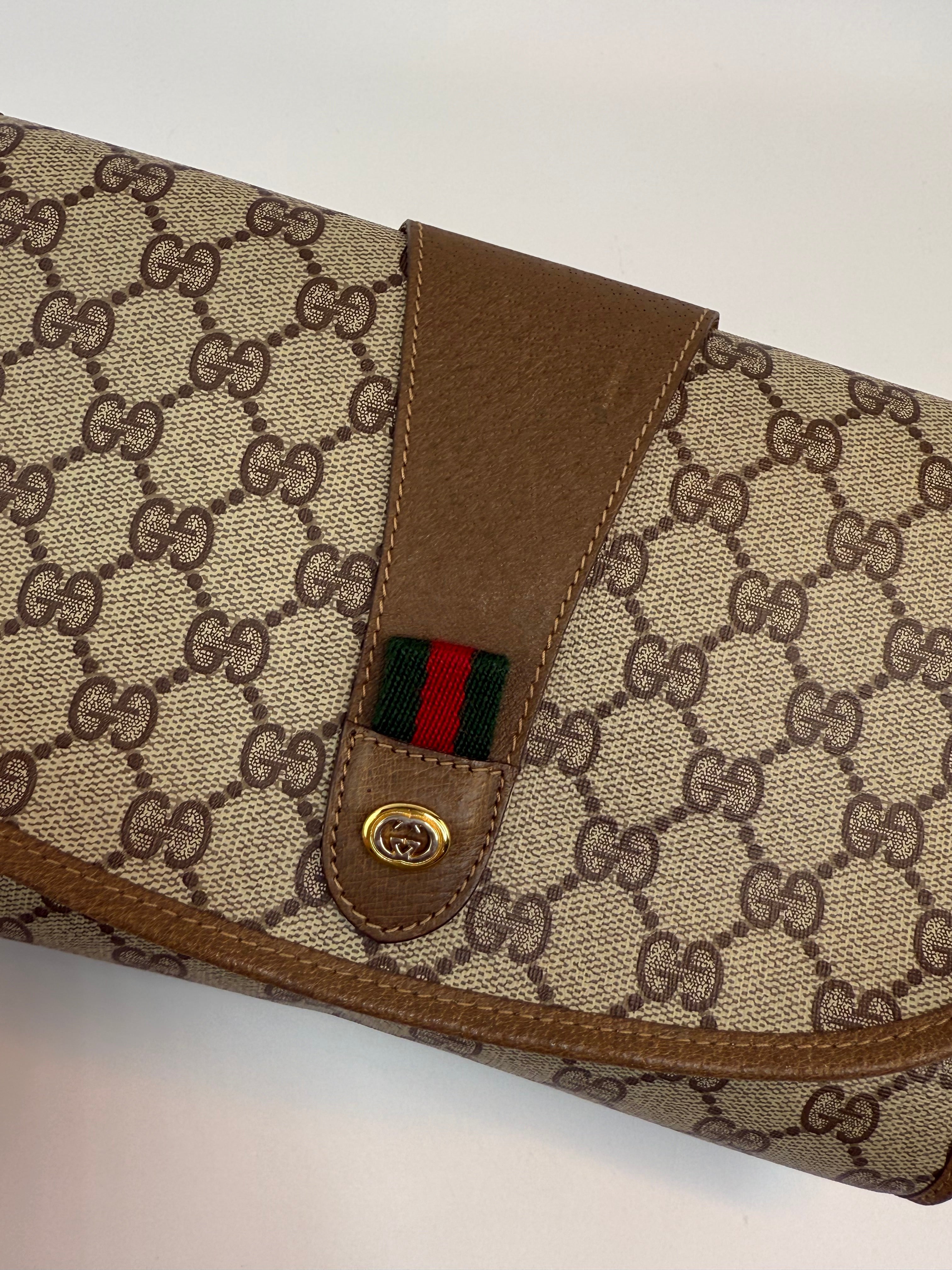 Gucci Vintage Medium Clutch