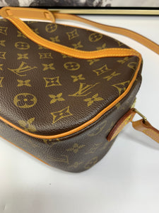 Louis Vuitton Blois Crossbody