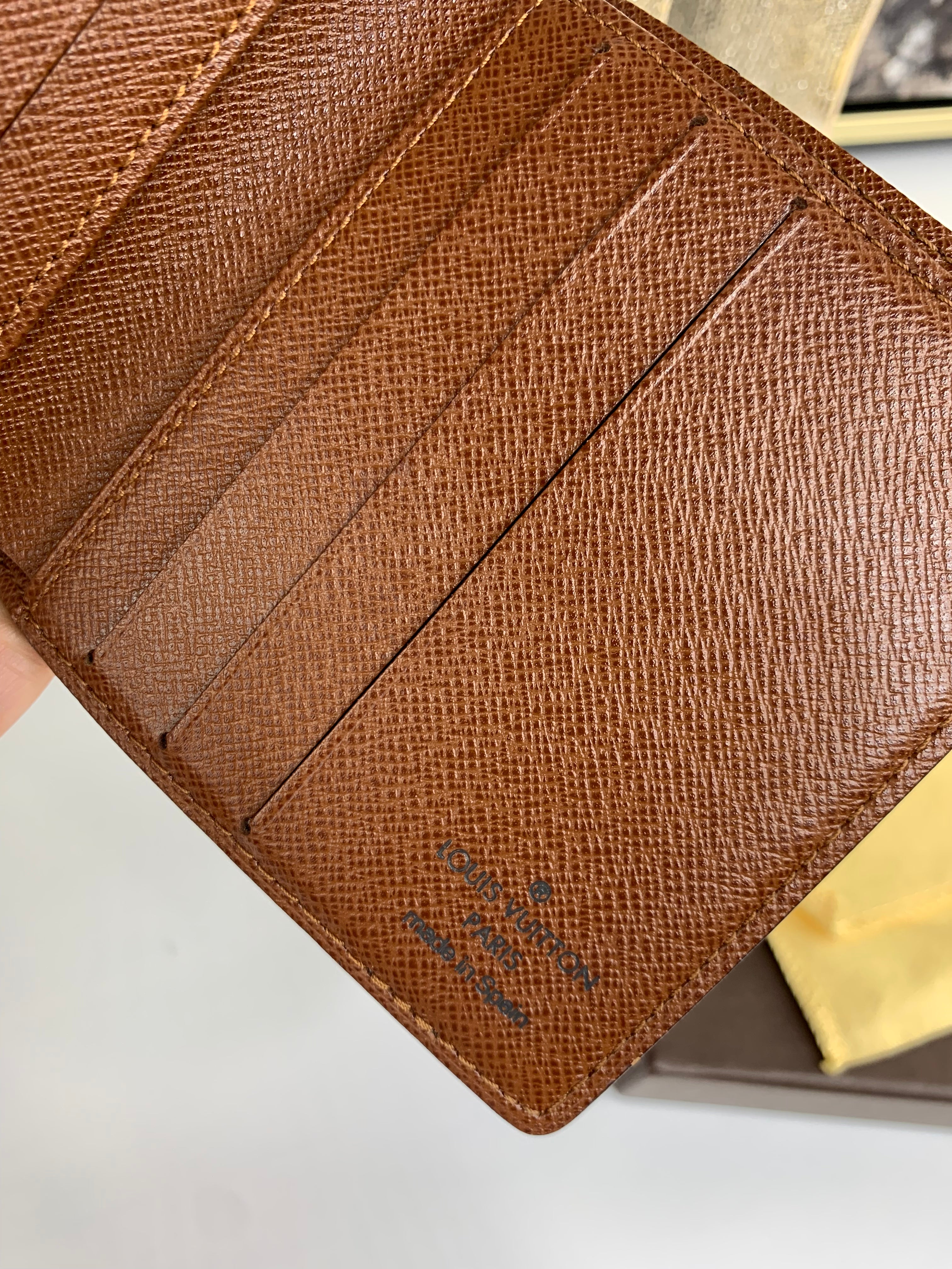 Louis Vuitton Mens Wallet