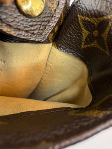 Louis Vuitton Sunglass Case MM