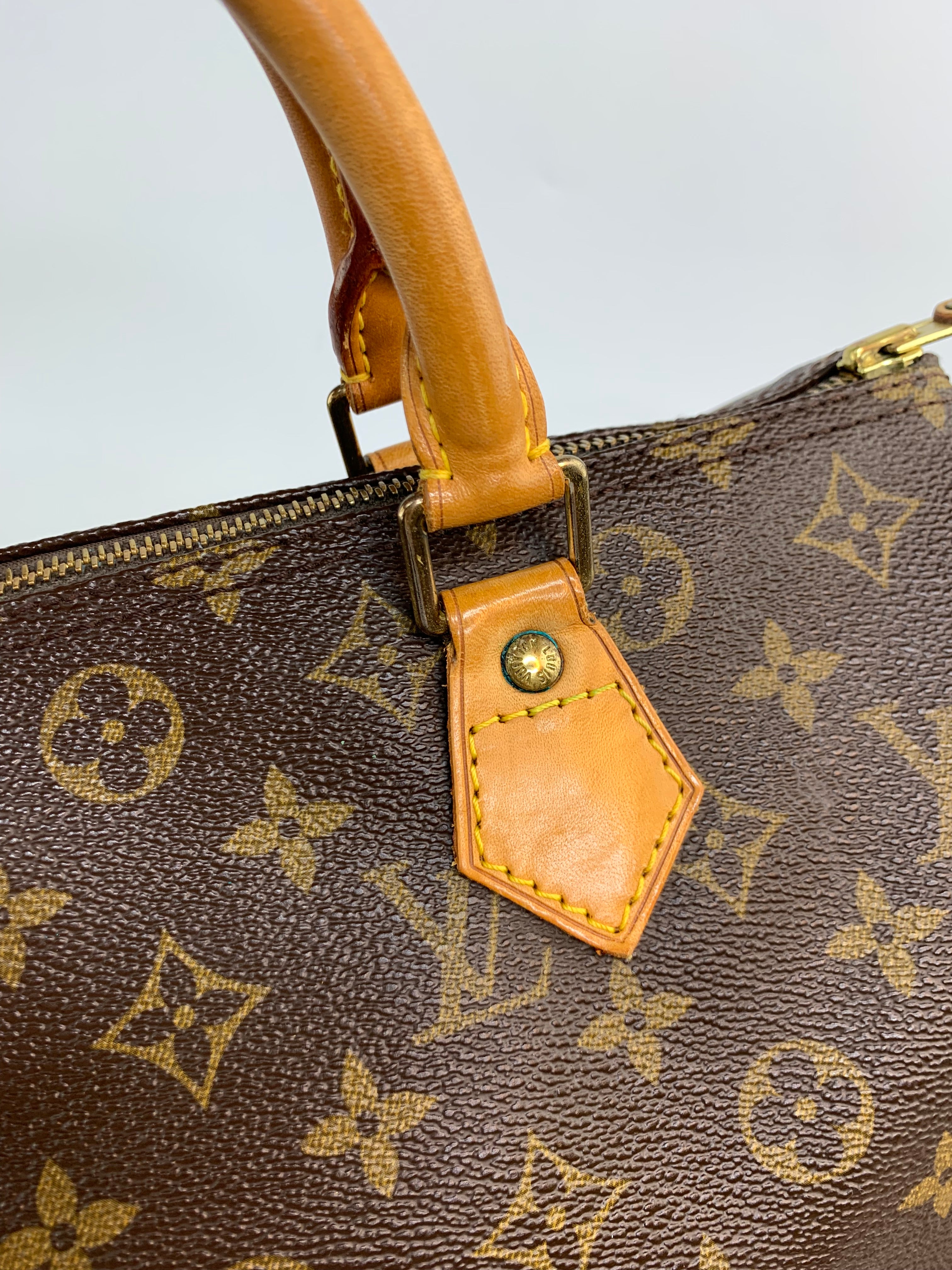 Louis Vuitton Speedy 30