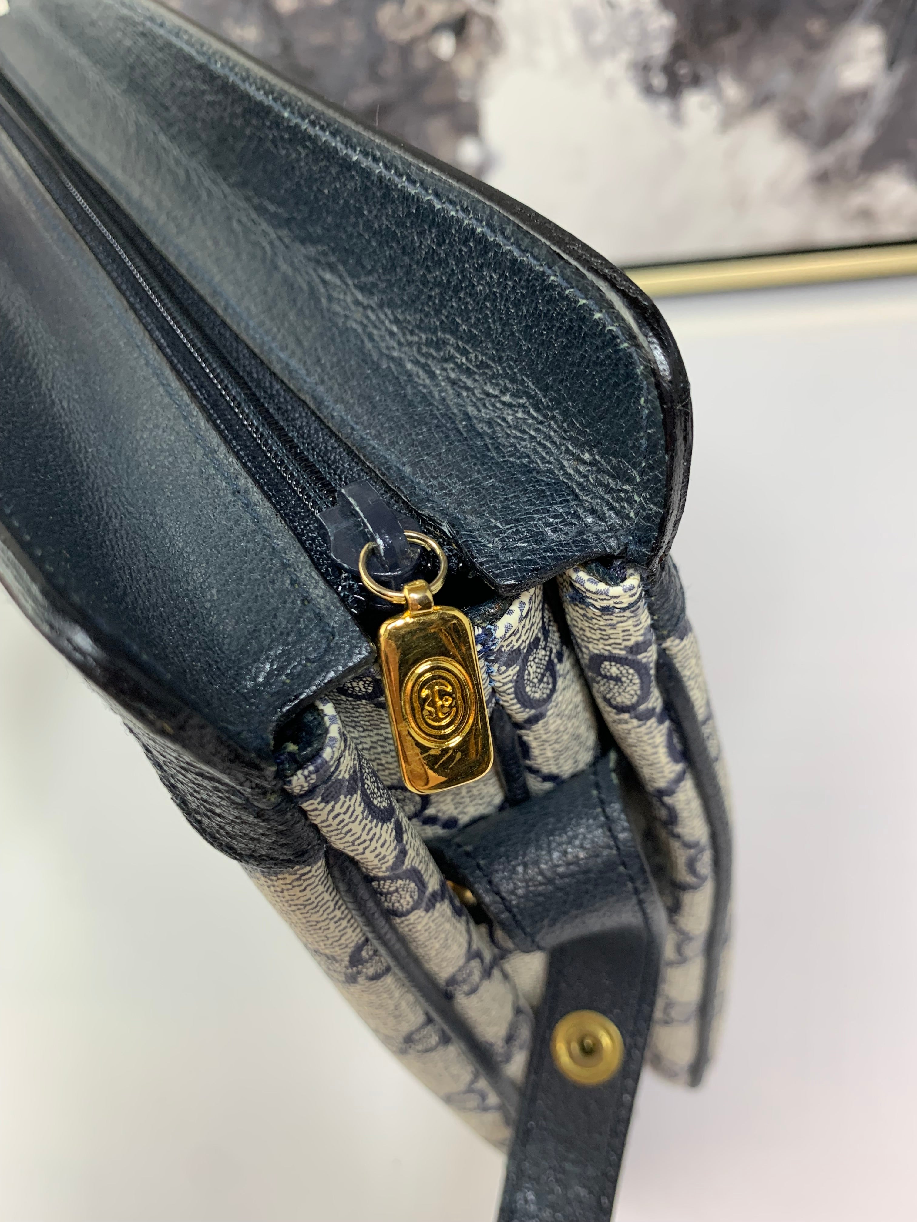 Gucci Vintage Two Way Crossbody Bag