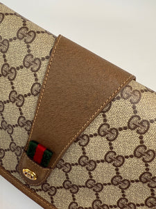 Gucci Vintage Medium Clutch