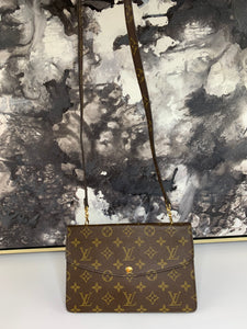 Louis Vuitton Double Rabat