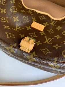 Louis Vuitton Saumur 30