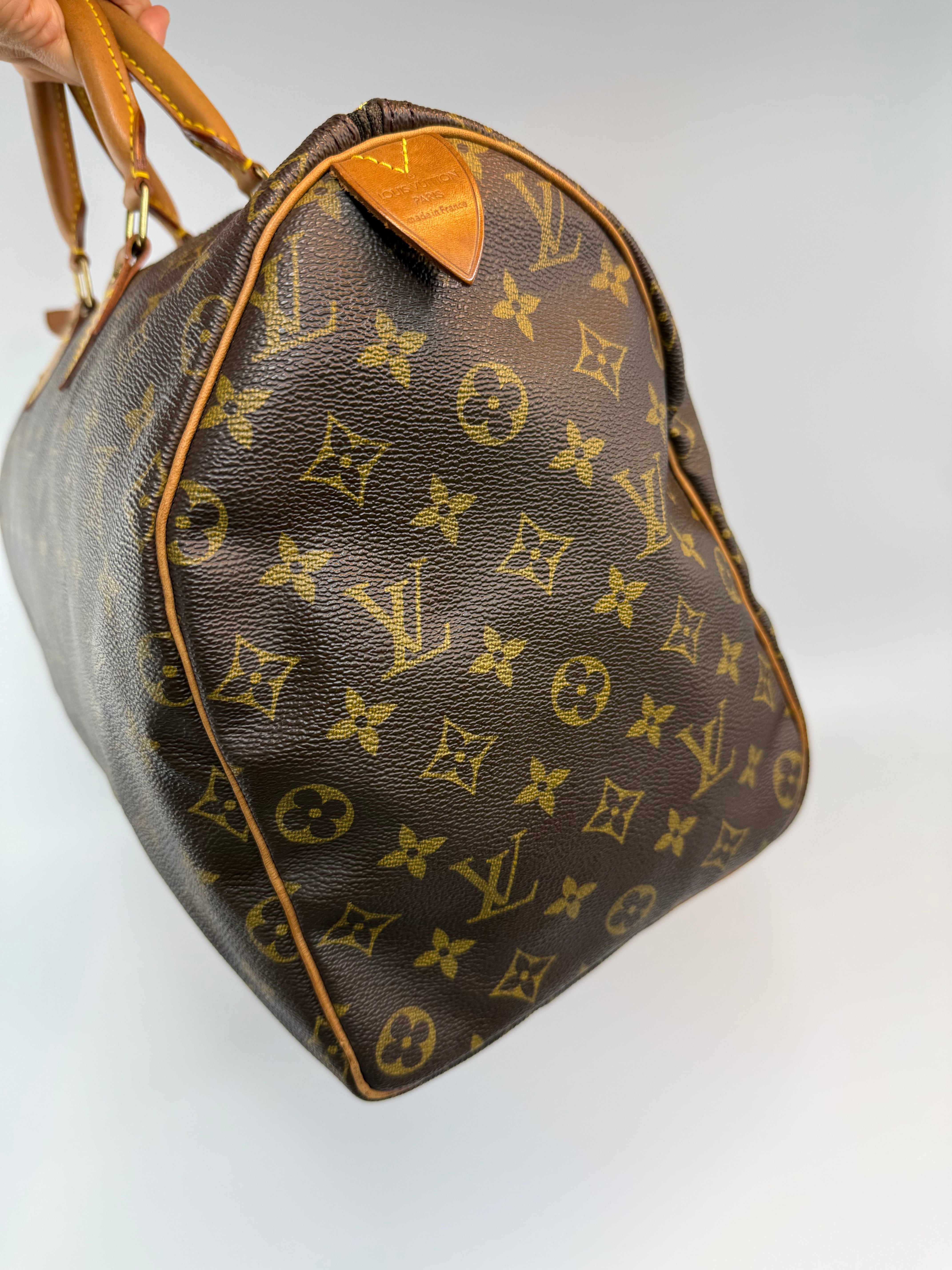 Louis Vuitton Speedy 40