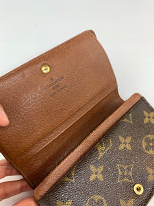 Louis Vuitton Short Wallet