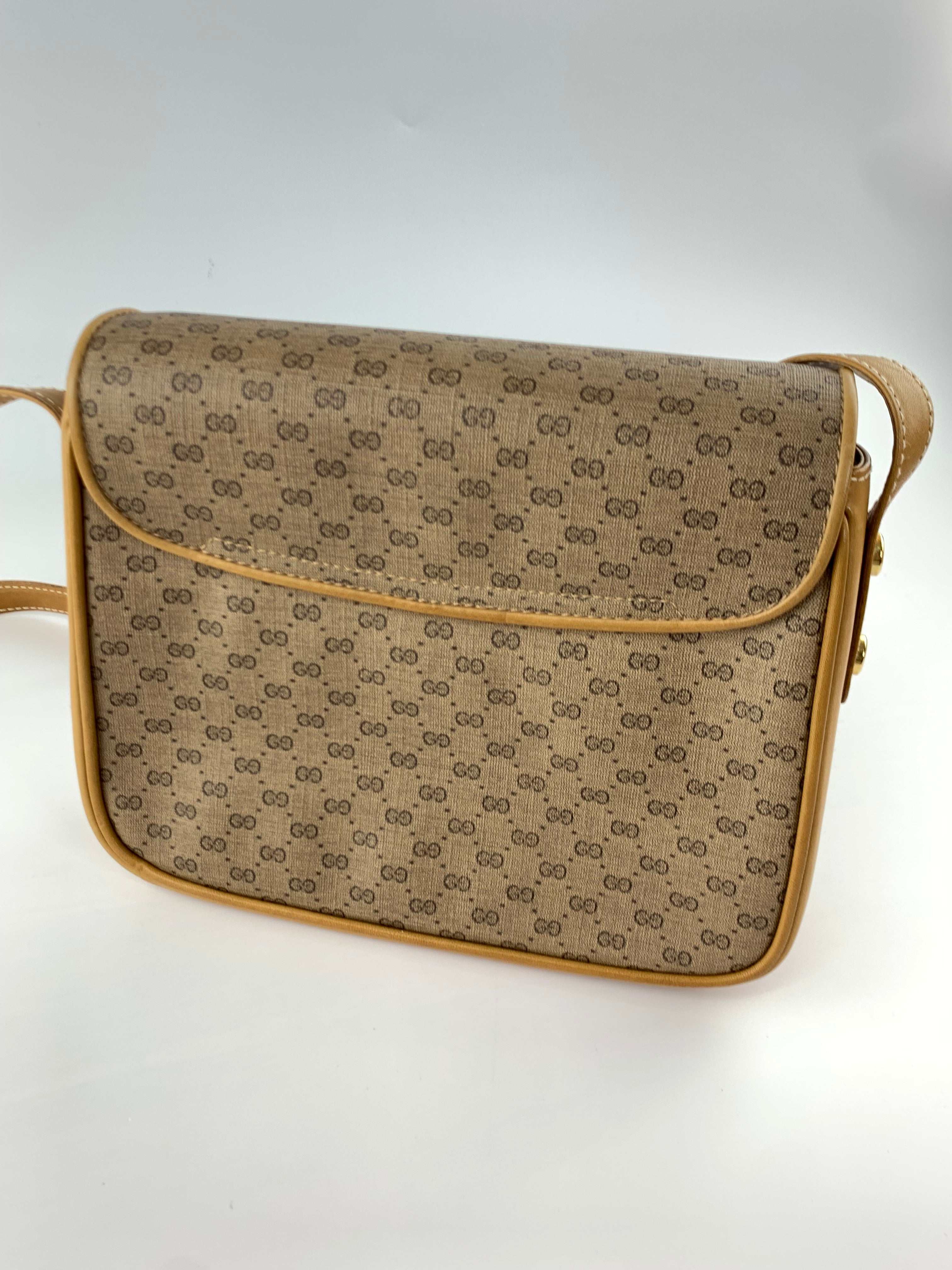 Gucci Shoulder Bag