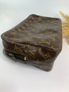 Louis Vuitton Trousse 28
