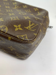 Louis Vuitton Trousse 28
