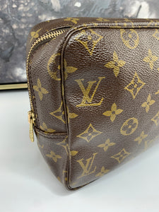 Louis Vuitton Trousse 28