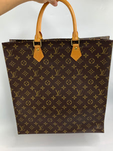 Louis Vuitton Sac Plat