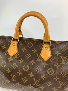 Louis Vuitton Speedy 30