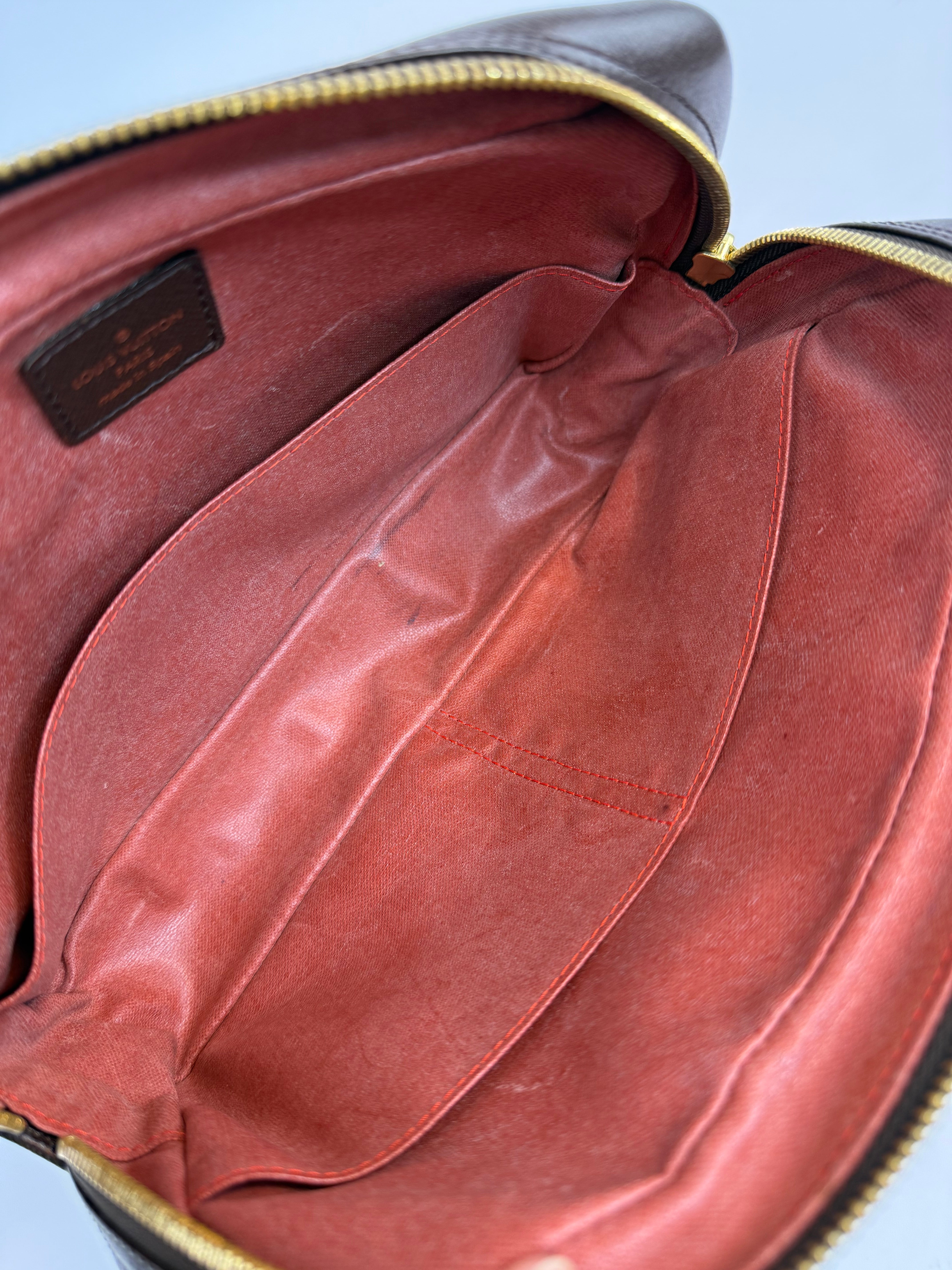 Louis Vuitton Toiletry Pouch in Damier  Ebene