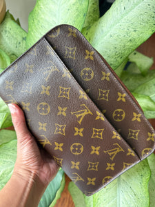 Louis Vuitton Orsay Clutch