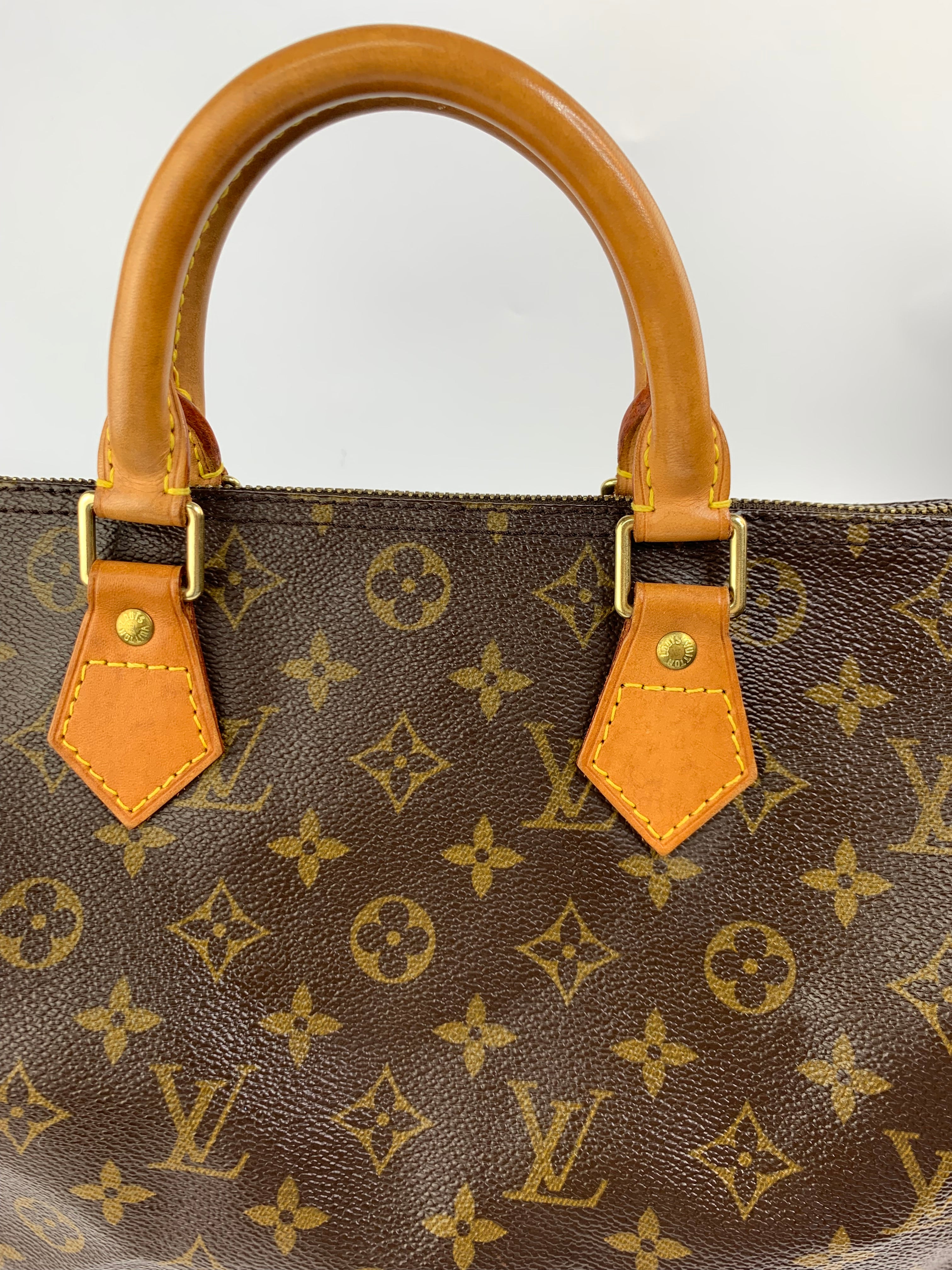 Louis Vuitton Speedy 30