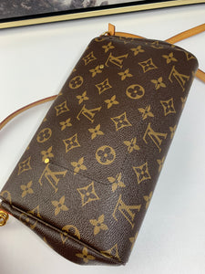 Louis Vuitton Favorite MM