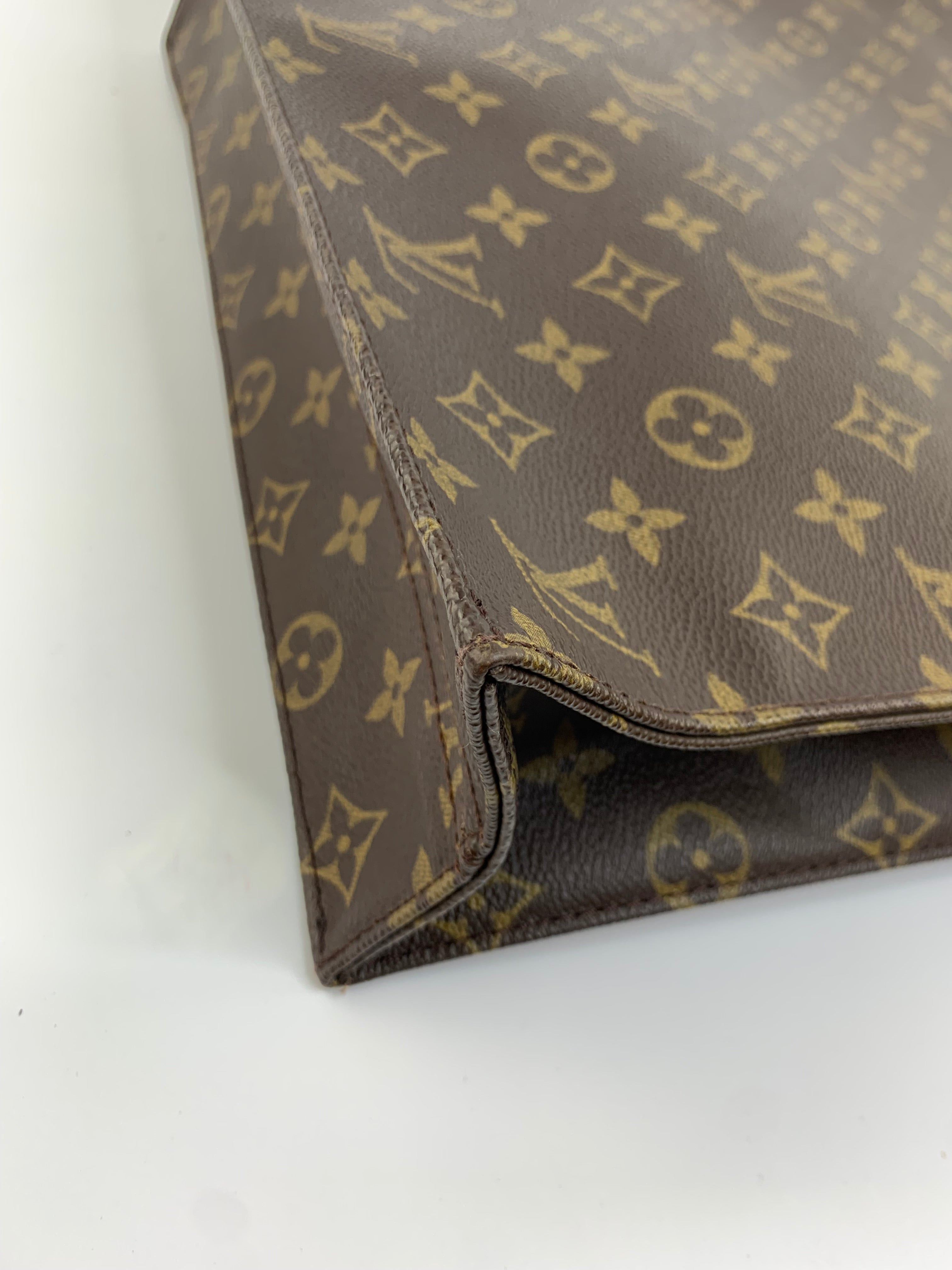 Louis Vuitton Sac Plat
