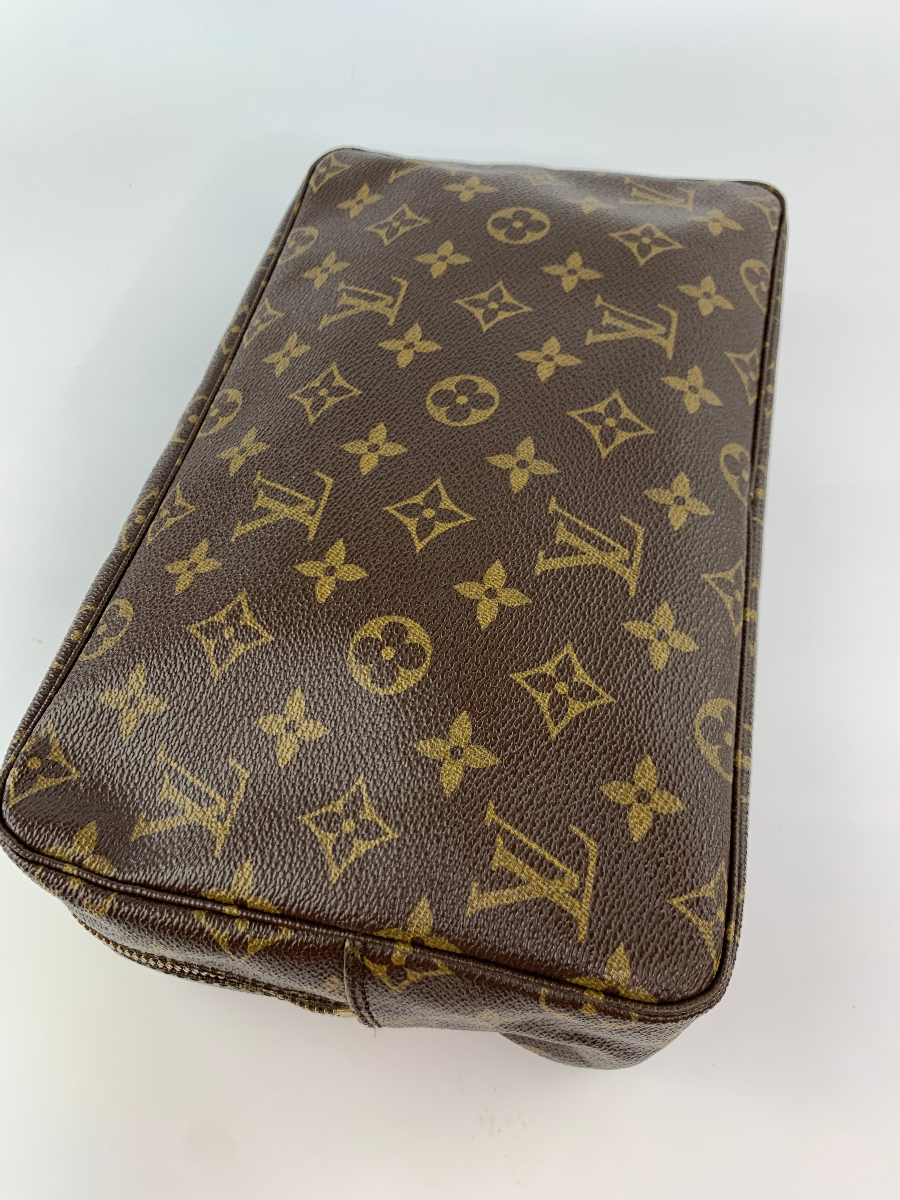 Louis Vuitton Trousse 28