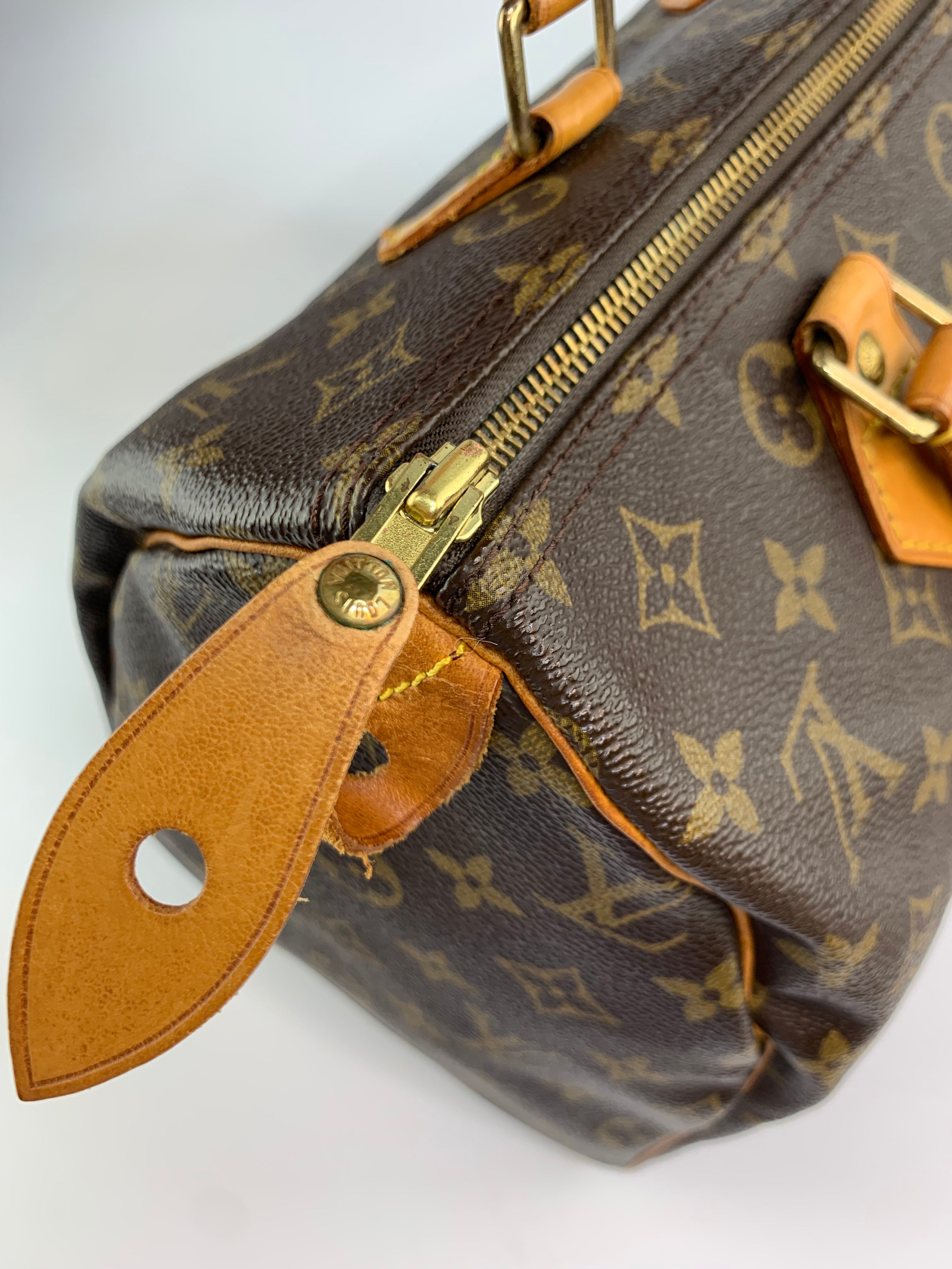 Louis Vuitton Speedy 30
