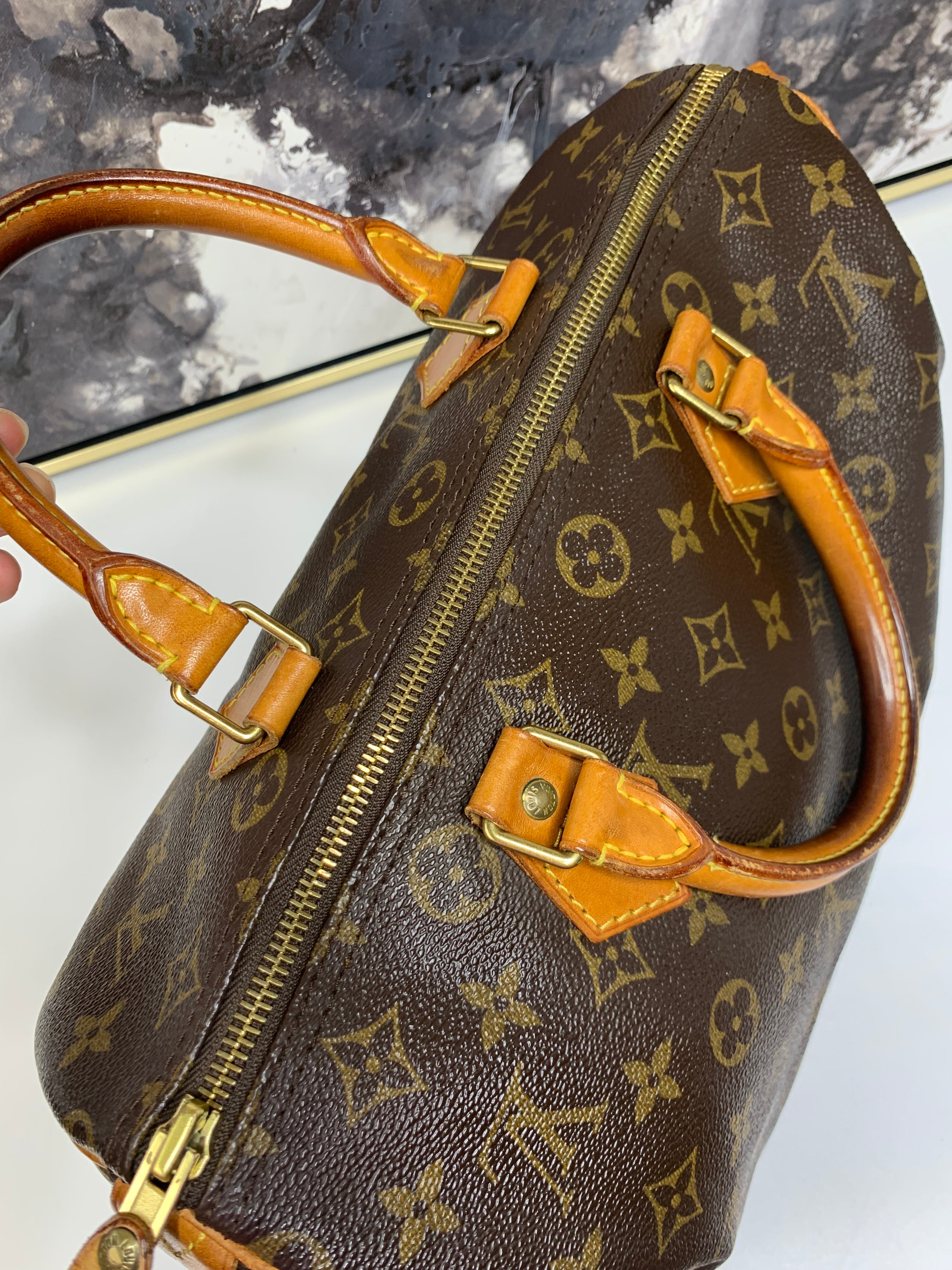 Louis Vuitton Speedy 30