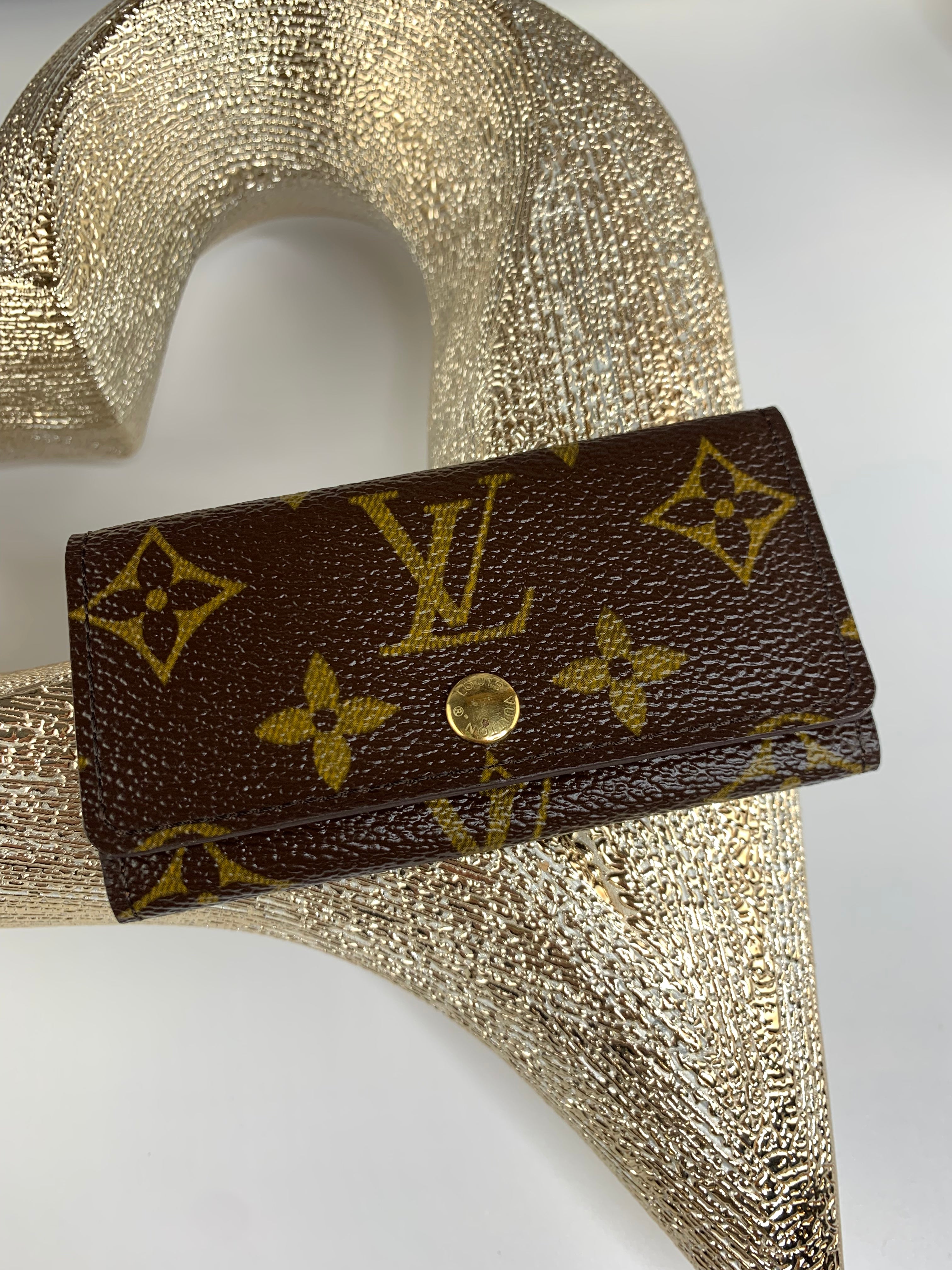 Louis Vuitton 4 Key Holder