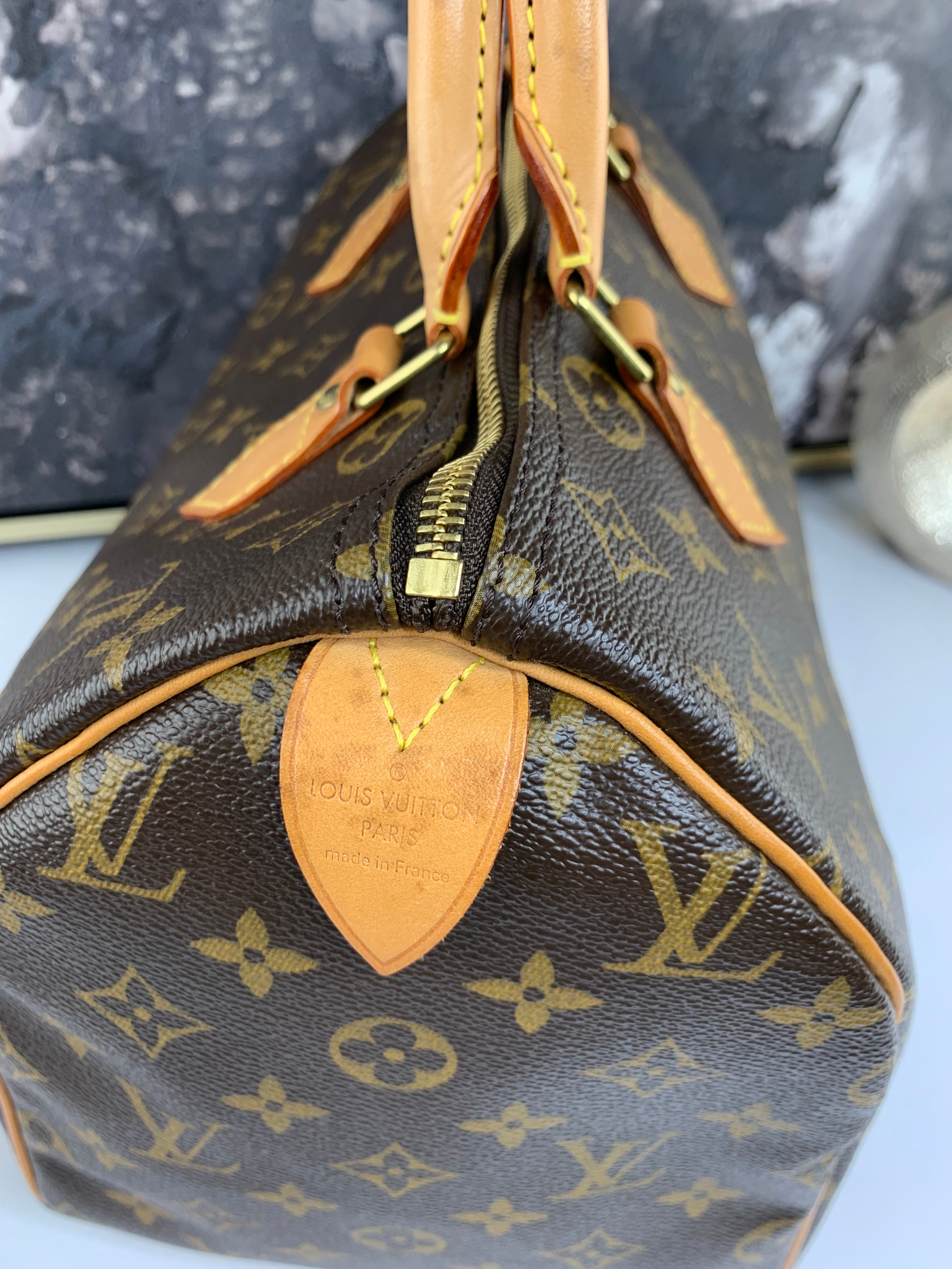 Louis Vuitton Speedy 30