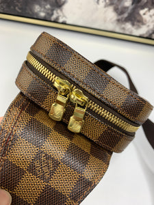 Louis Vuitton Geronimo Crossbody