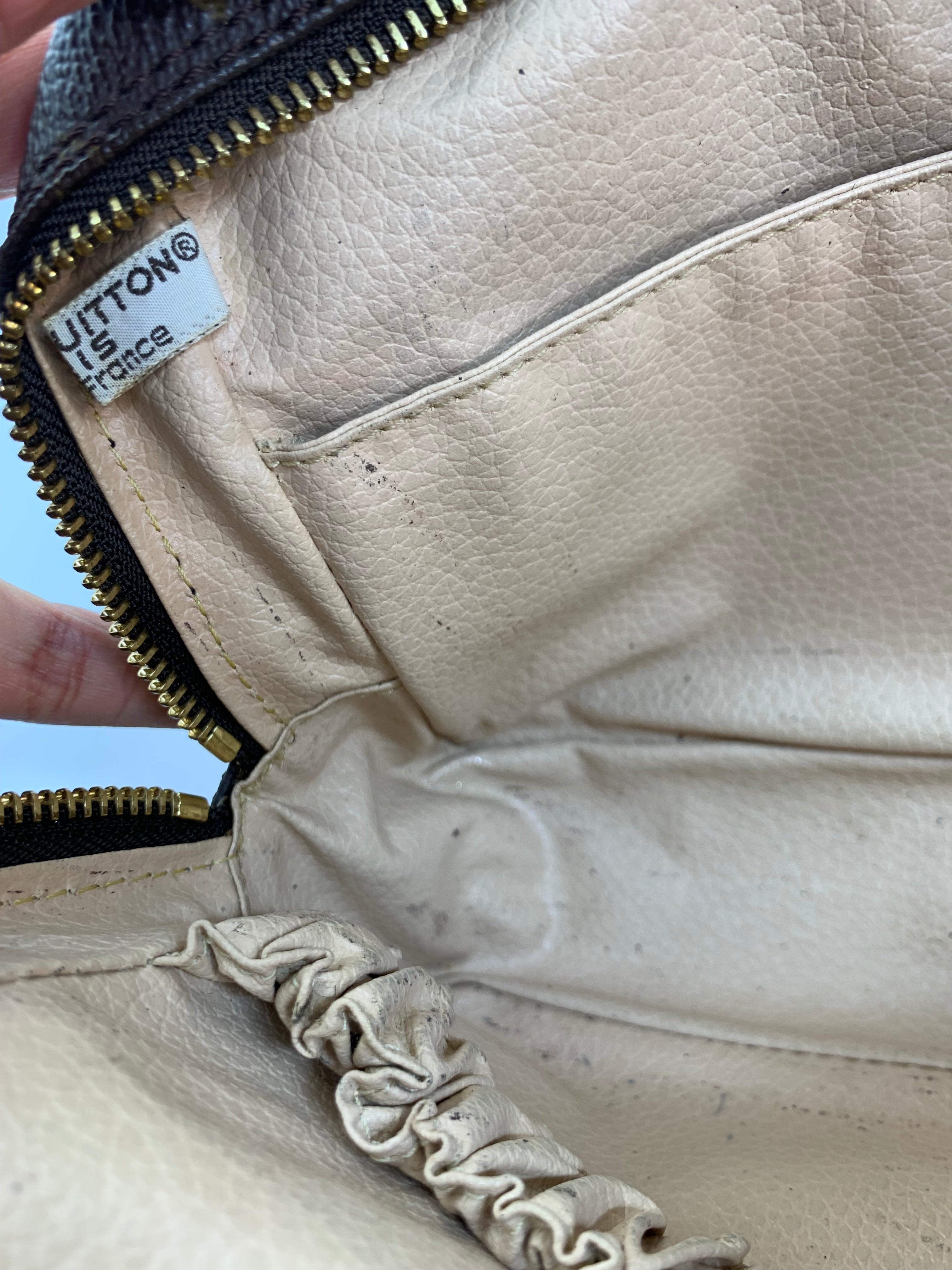 Louis Vuitton Trousse 23