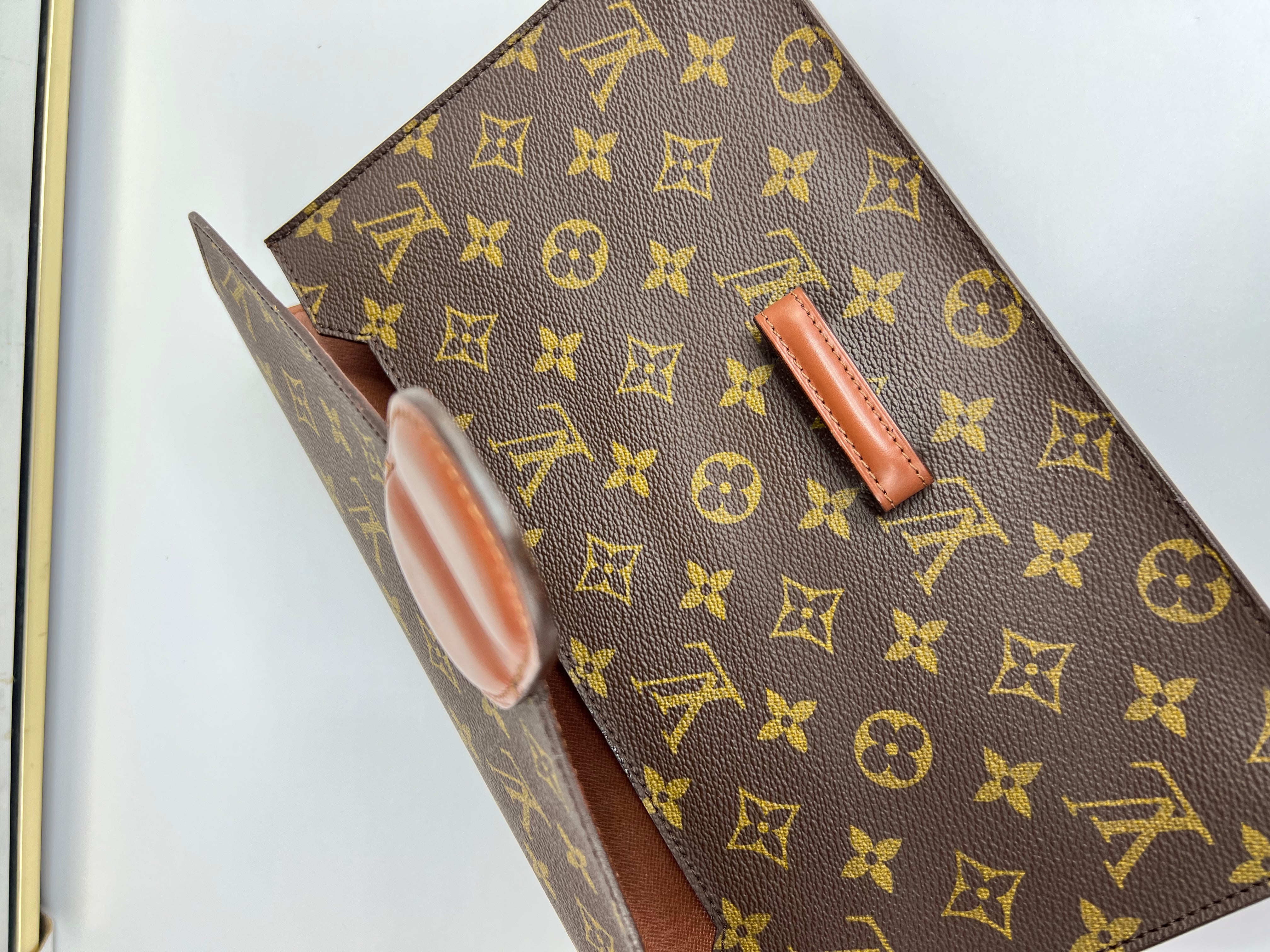 Louis Vuitton Vintage Clutch