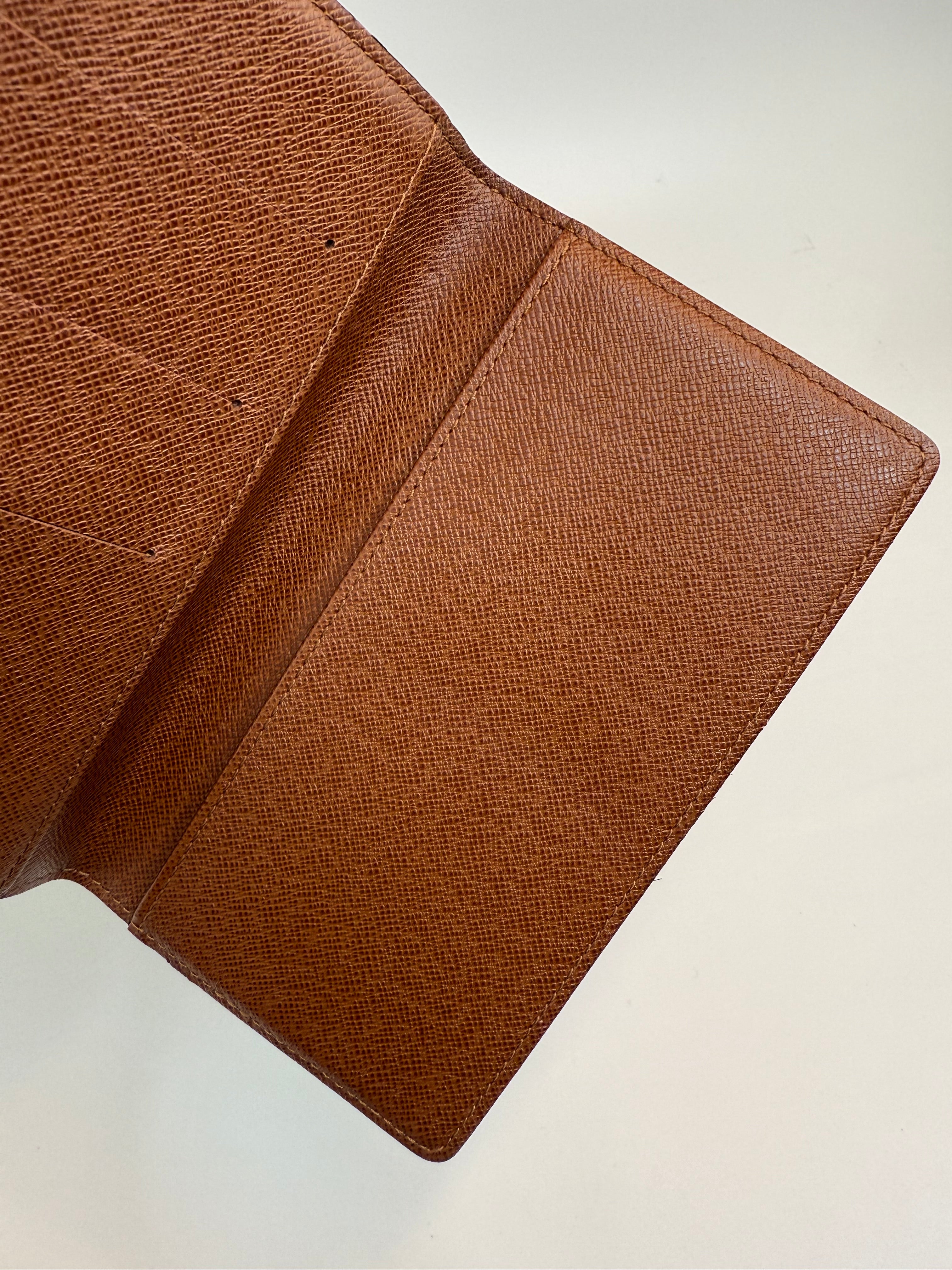 Louis Vuitton Toiletry Pouch in Damier  Ebene